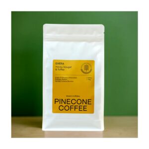 BEANS – 1kg Bag – Pine Cone Coffee, El Salvador, Chera – Strength 3 / 5